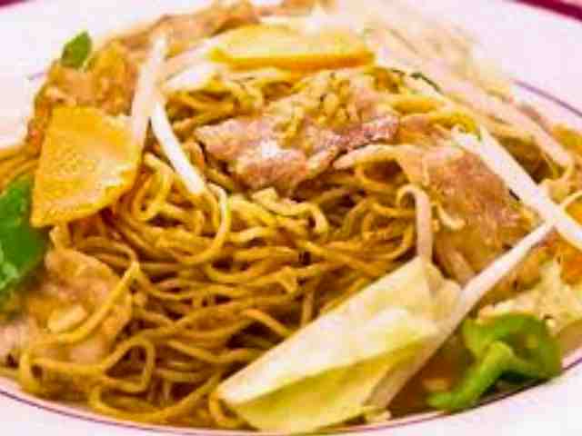【沸騰ワード】志麻さんおかず5選 チーズ餃子・唐揚げ・チーズハンバーグ・ソース焼きそば・玉ねぎカレーのレシピ 15 ソース焼きそば