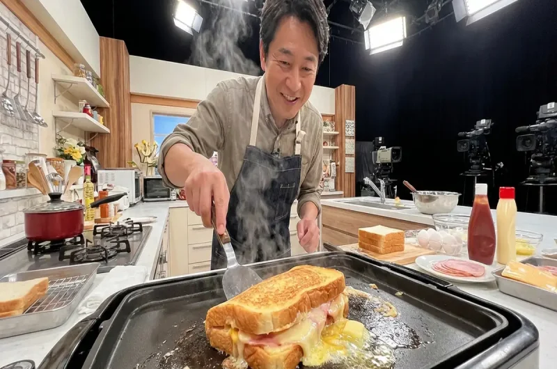 【めざまし8】の作り方 TikTokアレンジレシピに古市憲寿さんが挑戦（4月29日）ワンパントースト