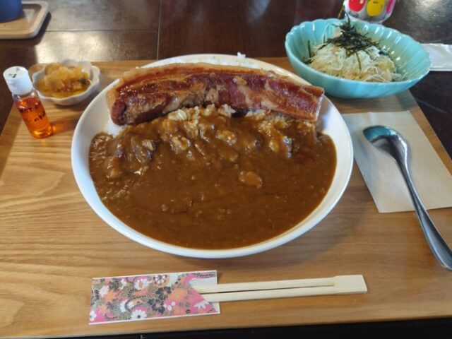 さちまるの角煮カレー