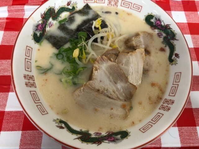 とんこつラーメン