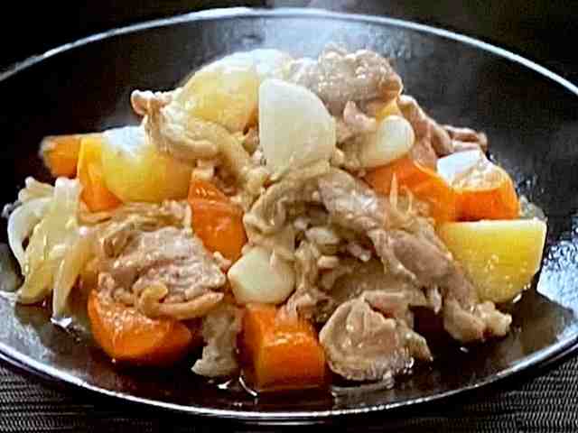ホクホクにんにくの肉じゃが
