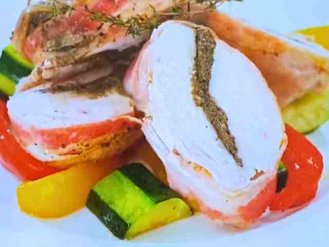 【沸騰ワード】鶏むね肉のベーコン巻きタプナードソースのレシピ 志麻さんコストコアレンジ2025年7月18日 7 【沸騰ワード】鶏むね肉のベーコン巻きタプナードソースのレシピ 志麻さんコストコアレンジ