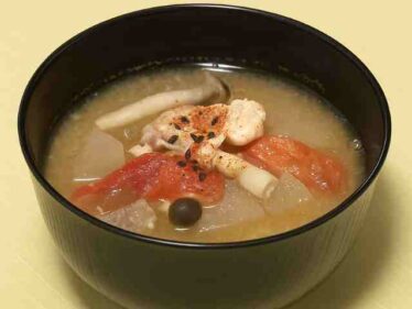 【きょうの料理】とうがんと鶏肉の味噌汁(冬瓜と鶏肉の味噌汁)のレシピ 笠原将弘さんの和食9月3日 6 togantorimisosiru0903