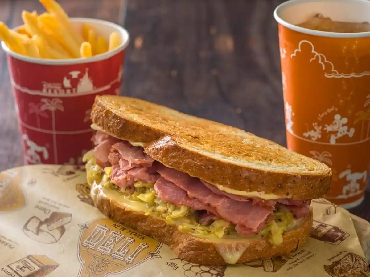 【熱狂マニアさん】ディズニーシーランキング鬼リピフードトップ10結果!2025年11月15日 9 ルーベンホットサンド