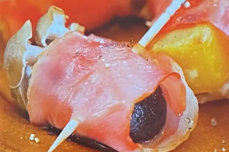 【沸騰ワード】干し芋プラムのベーコン巻きのレシピ 志麻さんコストコ食材でクリスマス