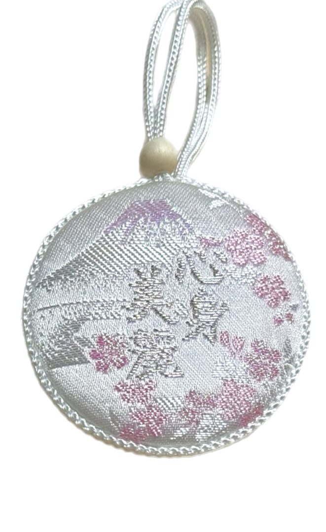 【マツコの知らない世界】御守りの世界2026年 金運、縁結び、開運お守り!丙午におすすめ馬御守など1月13日 11 dcfd7d25390022342d7151faeaf9a63b